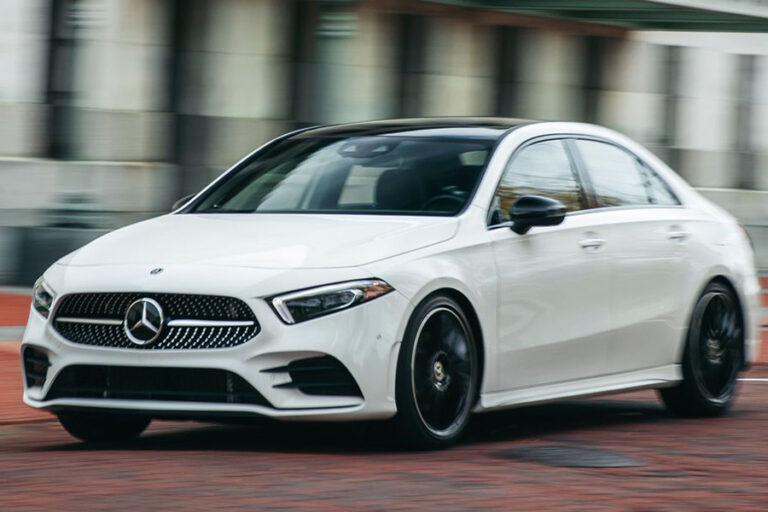 Mercedes 2022 luxury and sport