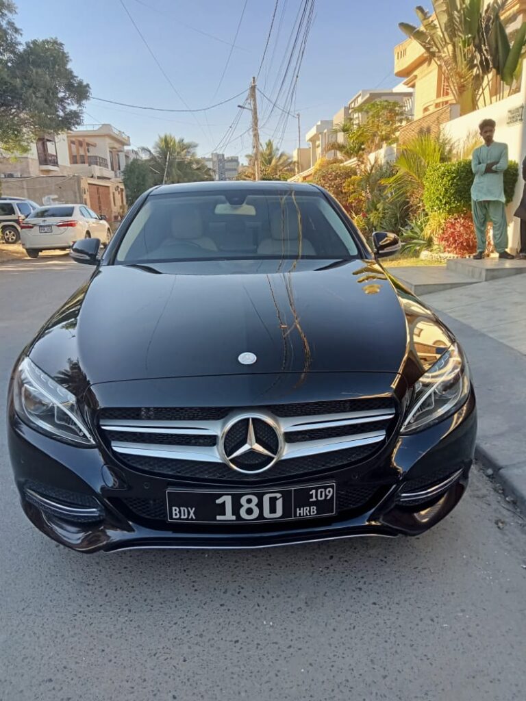 Land cruiser for rent in lahore